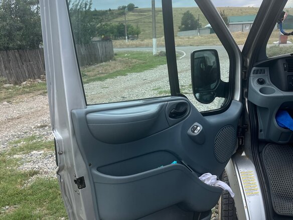 2012 Ford Transit, серебристый, 650000 рублей - вид 3