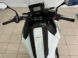 2020 Honda NC 750X, белый, 967000 рублей, вид 5