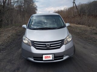 2011 Honda Freed I, серебристый, 1200000 рублей, вид 1