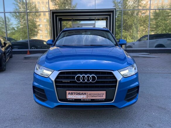 2015 Audi Q3 I (8U) Рестайлинг, синий - вид 1