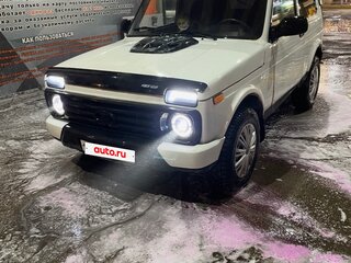 2017 Lada (ВАЗ) 2121 (4x4) Urban I Рестайлинг, белый, 480000 рублей, вид 2