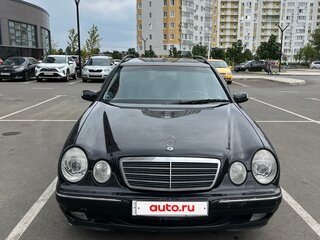 2002 Mercedes-Benz E-Класс 320 II (W210, S210) Рестайлинг, чёрный, 750000 рублей, вид 2