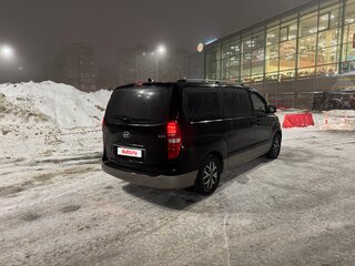 2018 Hyundai H-1 II Рестайлинг 2, чёрный, 2750000 рублей, вид 4