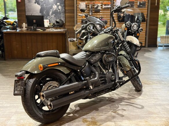 2021 Harley-Davidson Street Bob, зелёный, 1890000 рублей - вид 24