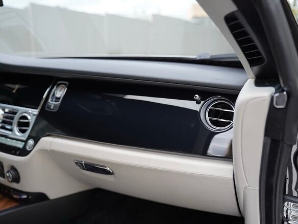2014 Rolls-Royce Wraith, чёрный, 12950000 рублей - вид 21