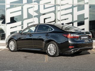 2017 Lexus ES 250 VI Рестайлинг, чёрный, 2849000 рублей, вид 2