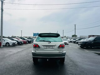 2002 Toyota Harrier I (XU10) Рестайлинг, белый, 1049000 рублей, вид 5