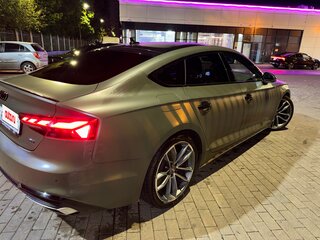 2020 Audi A5 Sportback 45 TFSI II (F5) Рестайлинг, зелёный, 3900000 рублей, вид 3