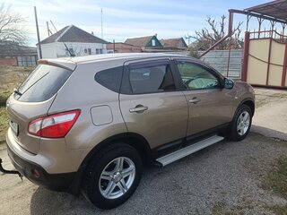 2010 Nissan Qashqai I Рестайлинг, коричневый, 950000 рублей, вид 2