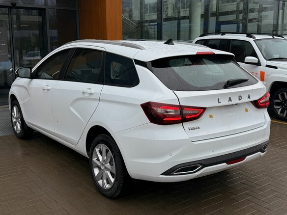 2026 Lada (ВАЗ) Vesta SW I Рестайлинг (NG), белый - вид 6