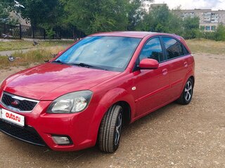 2010 Kia Rio II Рестайлинг, красный, 485000 рублей, вид 1
