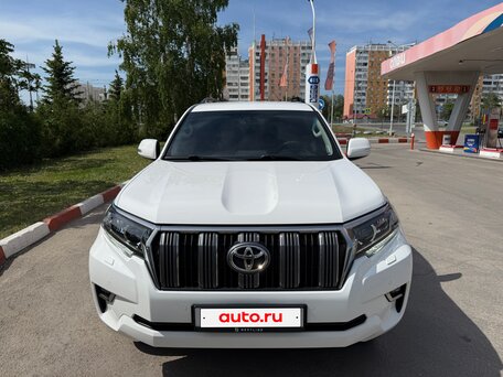 2017 Toyota Land Cruiser Prado 150 Series Рестайлинг 2, белый, вид 1