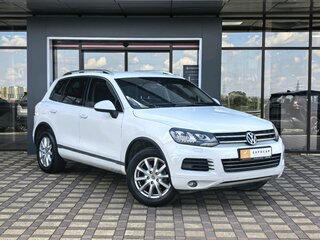 2013 Volkswagen Touareg II, белый, 1580000 рублей, вид 3