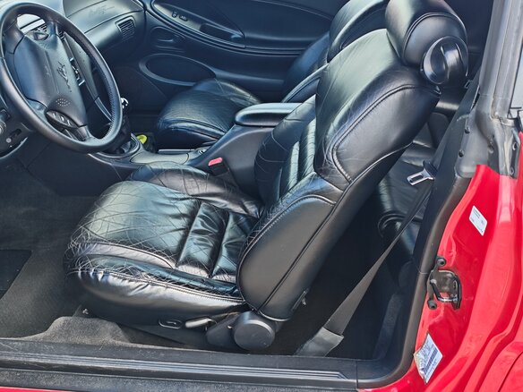 1997 Ford Mustang IV, красный, 750000 рублей - вид 10
