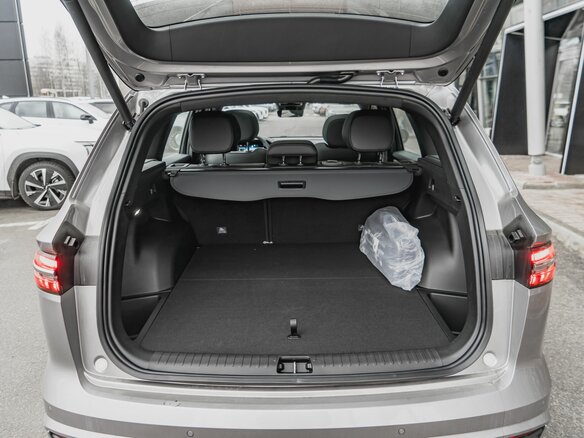 2026 Geely Monjaro I Рестайлинг, серебристый, 4553999 рублей - вид 8