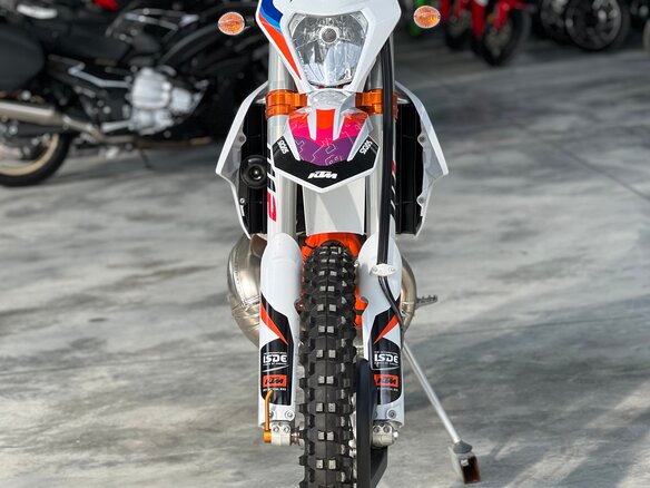 2021 KTM 250 EXC, белый - вид 5