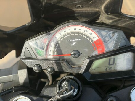 2015 Kawasaki Z 250, белый, 340000 рублей, вид 4