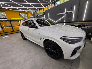2020 BMW X6 30d III (G06), белый, 7600000 рублей, вид 3