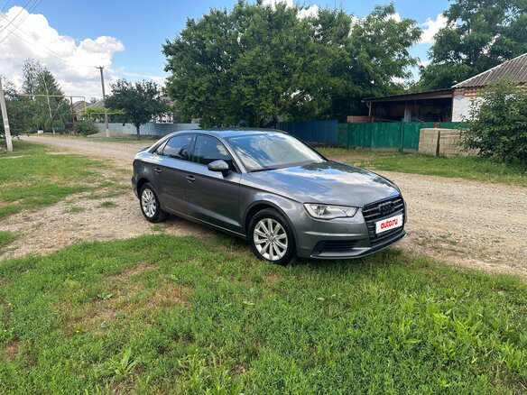 2015 Audi A3 III (8V), серый, 1600000 рублей