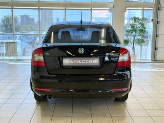 2011 Skoda Octavia DSG7 II (A5) Рестайлинг, чёрный, 690000 рублей, вид 4