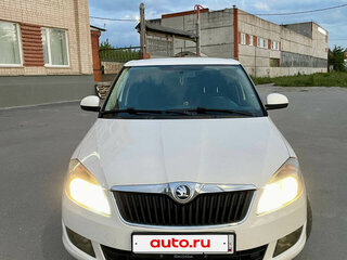2013 Skoda Fabia II Рестайлинг, белый, 675000 рублей, вид 2
