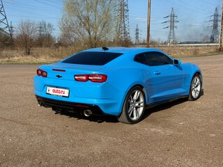 2021 Chevrolet Camaro VI Рестайлинг, синий, 3650000 рублей, вид 5