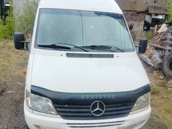 2001 Mercedes-Benz Sprinter, белый, 450000 рублей