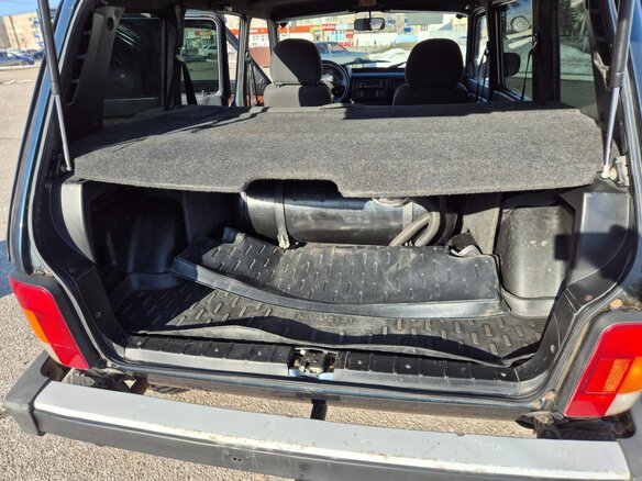 2014 Lada (ВАЗ) 2131 (4x4) 213105 I, зелёный, 550000 рублей - вид 15