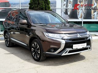 2021 Mitsubishi Outlander III Рестайлинг 3, коричневый, 1960000 рублей, вид 3