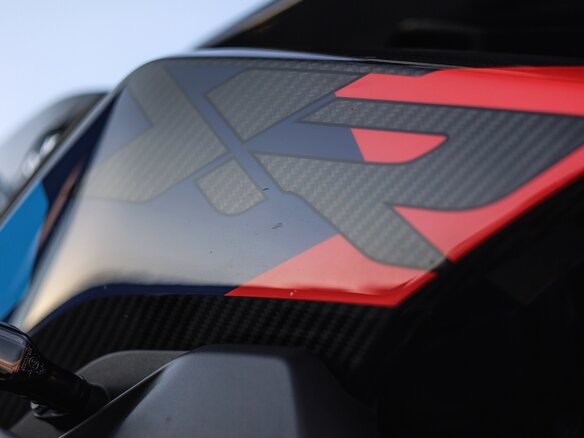 2025 BMW M 1000 XR, чёрный, 2780000 рублей - вид 12
