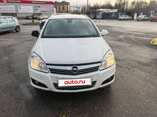 2013 Opel Astra H Рестайлинг, белый, 410000 рублей, вид 2