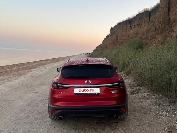 2023 Mazda CX-4 I Рестайлинг, красный, 2950000 рублей - вид 5