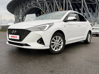 2021 Hyundai Solaris II Рестайлинг, белый, 1560000 рублей, вид 3