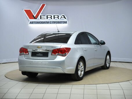 2013 Chevrolet Cruze I Рестайлинг, серебристый, 510000 рублей, вид 5