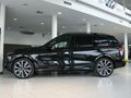 2025 BMW X7 M60i I (G07) Рестайлинг, чёрный, 18500000 рублей - вид 3