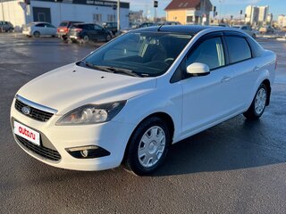 2011 Ford Focus II Рестайлинг, белый, 950000 рублей, вид 1
