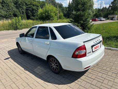 2017 Lada (ВАЗ) Priora I Рестайлинг, белый, 485000 рублей, вид 3