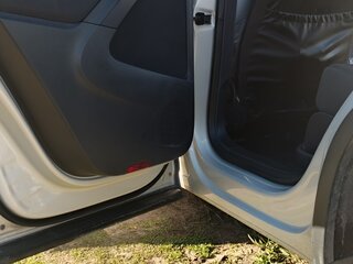2013 Volkswagen Tiguan I Рестайлинг, серебристый, 1100000 рублей, вид 3