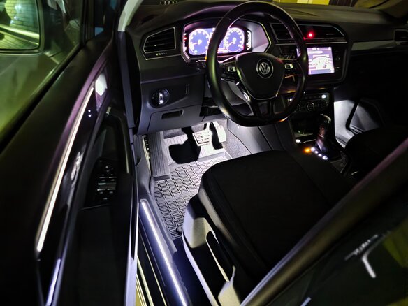 2019 Volkswagen Tiguan II, серый, 2190000 рублей - вид 15