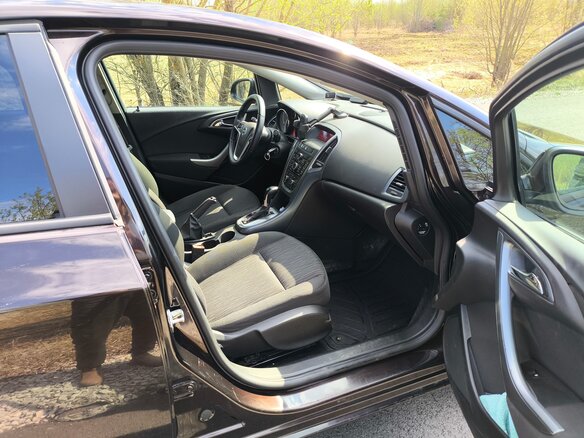 2014 Opel Astra J Рестайлинг, коричневый, 750000 рублей - вид 7