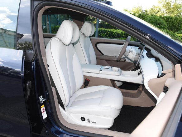 2026 Changan Qiyuan A06 28.39 kWh, синий, 3009000 рублей - вид 32