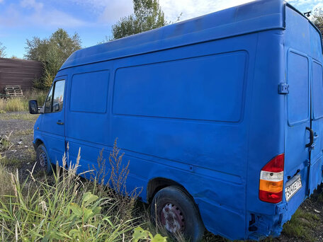 1997 Mercedes-Benz Sprinter, синий, 299999 рублей, вид 1