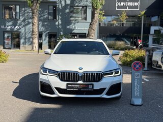2023 BMW 5 серии 530i xDrive VII (G30/G31/G38) Рестайлинг, белый, 6040000 рублей, вид 2