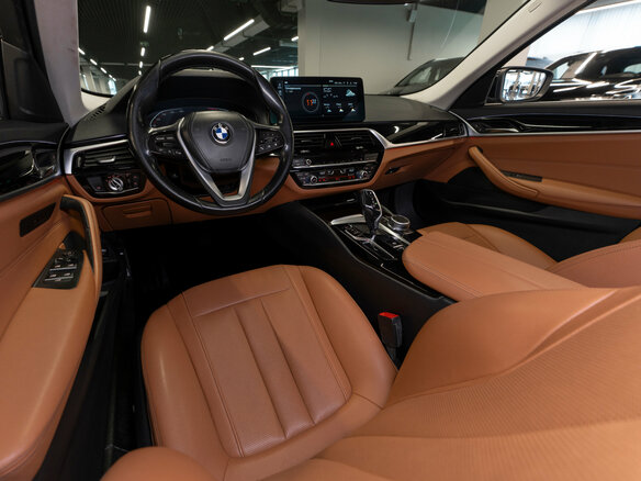 2022 BMW 5 серии 520i VII (G30/G31/G38) Рестайлинг, чёрный - вид 6