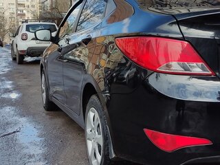 2014 Hyundai Solaris I Рестайлинг, чёрный, 530000 рублей, вид 5