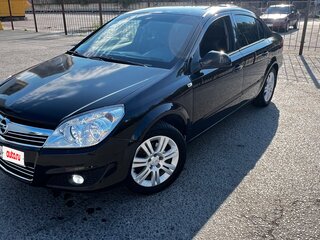 2011 Opel Astra H Рестайлинг, чёрный, 475000 рублей, вид 1