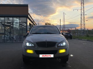 2010 SsangYong Kyron 5-speed I Рестайлинг, серебристый, 749000 рублей, вид 2