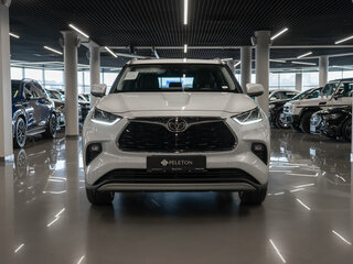2026 Toyota Highlander IV (XU70), белый, 5950000 рублей, вид 3