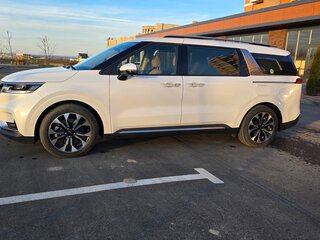 2022 Kia Carnival IV, белый, 4250000 рублей, вид 4