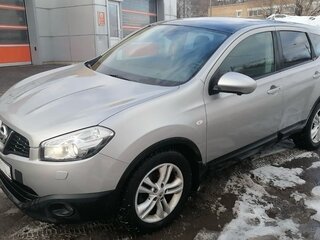 2012 Nissan Qashqai I Рестайлинг, серебристый, 900000 рублей, вид 5